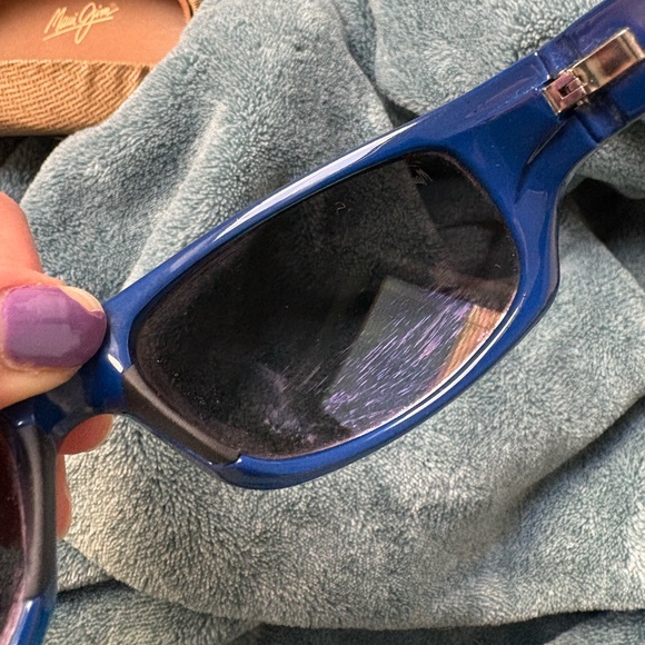 Maui Jim Surf Rider Polarized Sunglasses - Picture 11 of 12